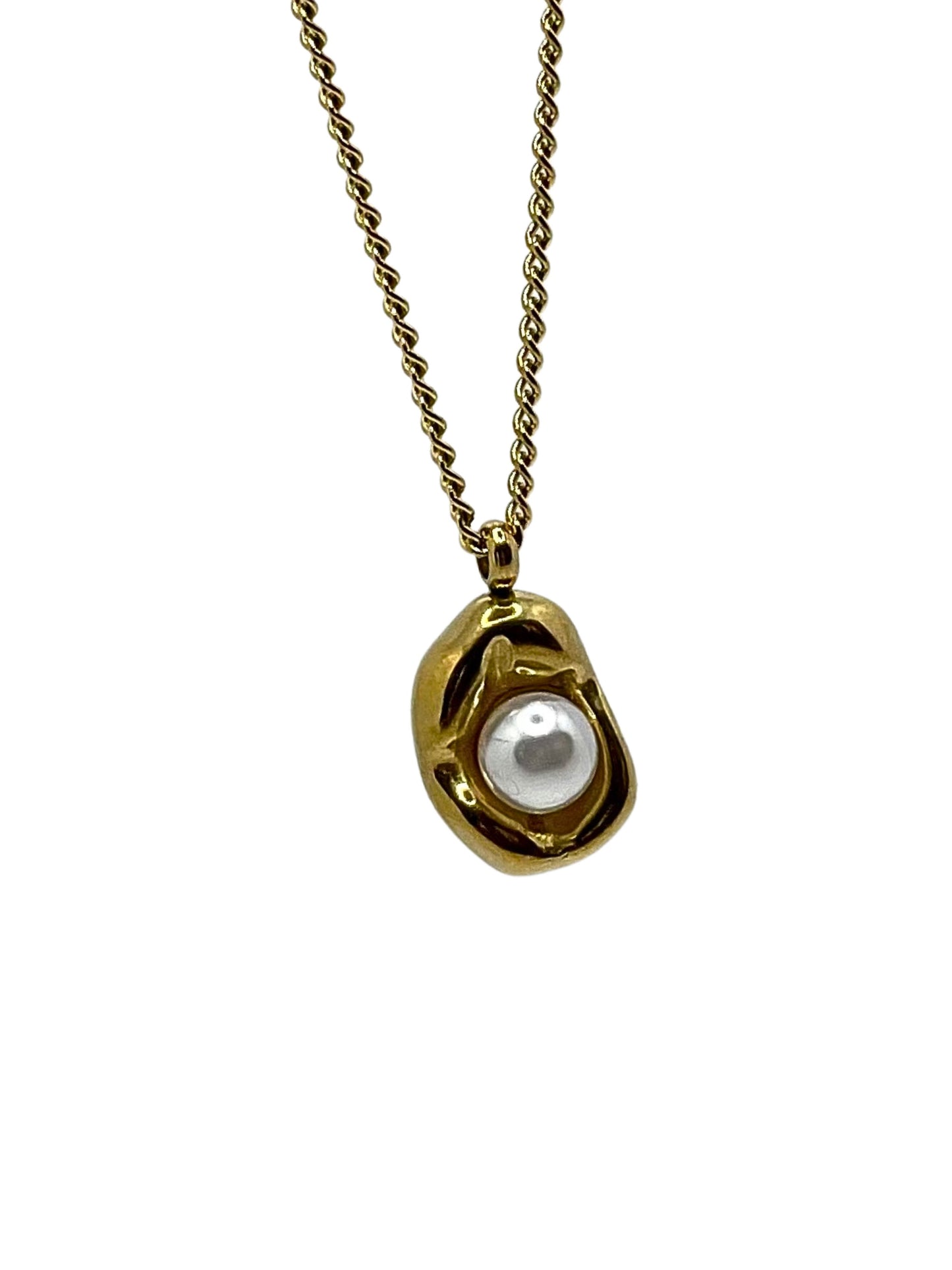 Celeste Pearl Necklace